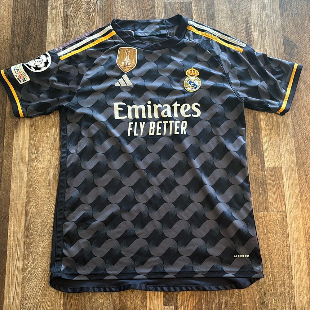 Adidas - Men’s Large - Real Madrid - Vini Jr. Soccer Jersey